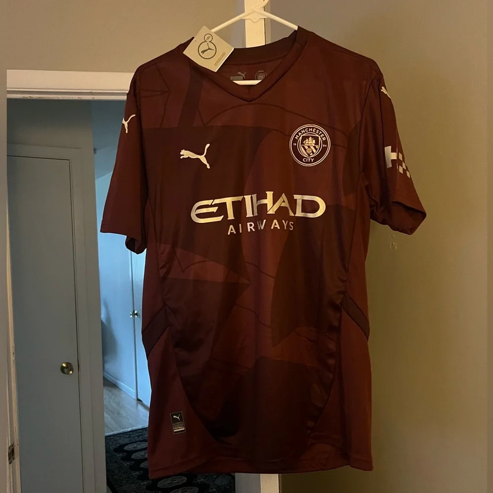Erling Haaland Man City Alternate Jersey - Picture 1 of 4